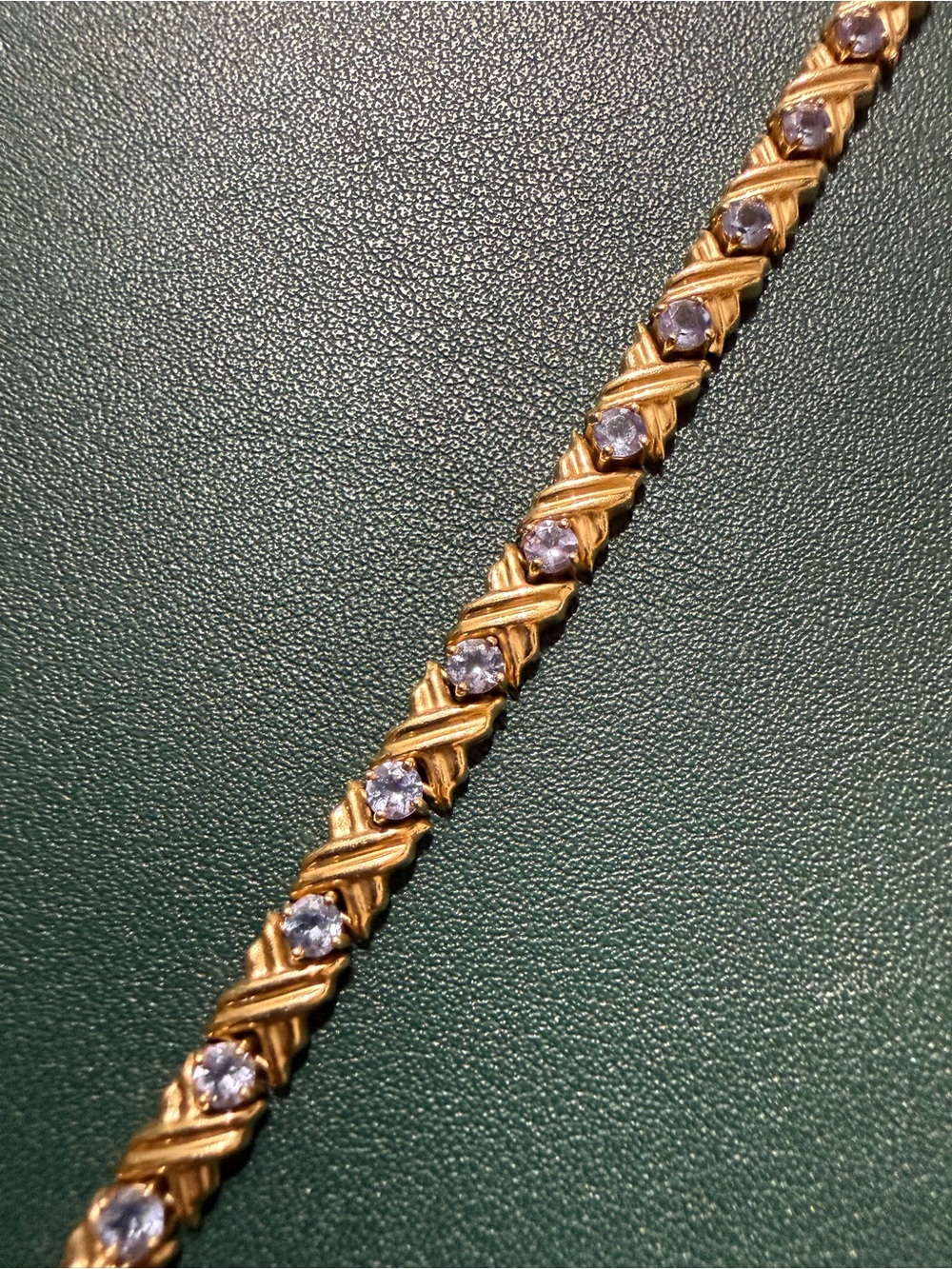 14kt Gold Vintage Bracelet X Tennis Style with Tanzanite Stones
